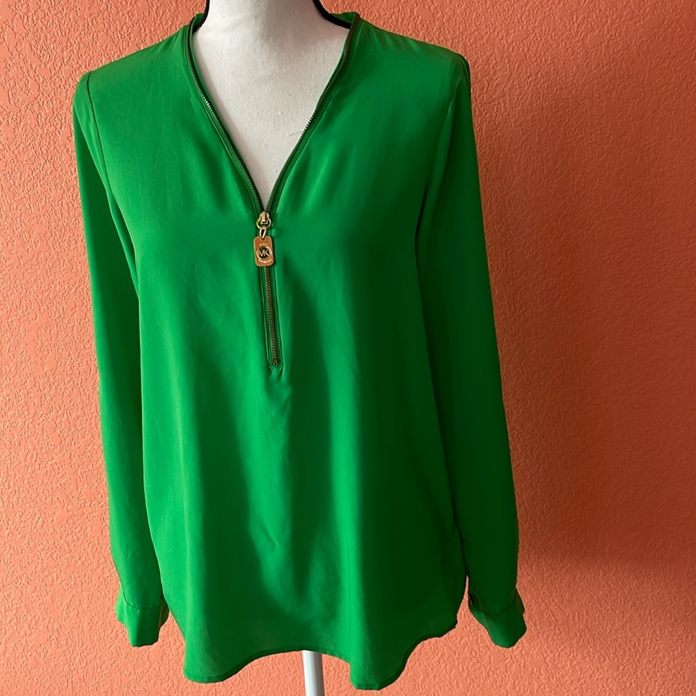 Beautiful Michael Kors size small